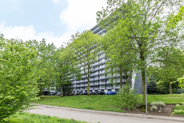 Foto - Te koop: Instapklaar gerenoveerd 3 slaapkamer appartement met berging in Brunssum